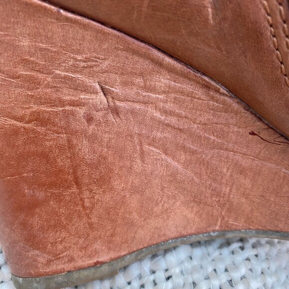 Calvin Klein Odelle Y2K tan leather faux fur lined wedge boots 9.5 - Picture 9 of 11